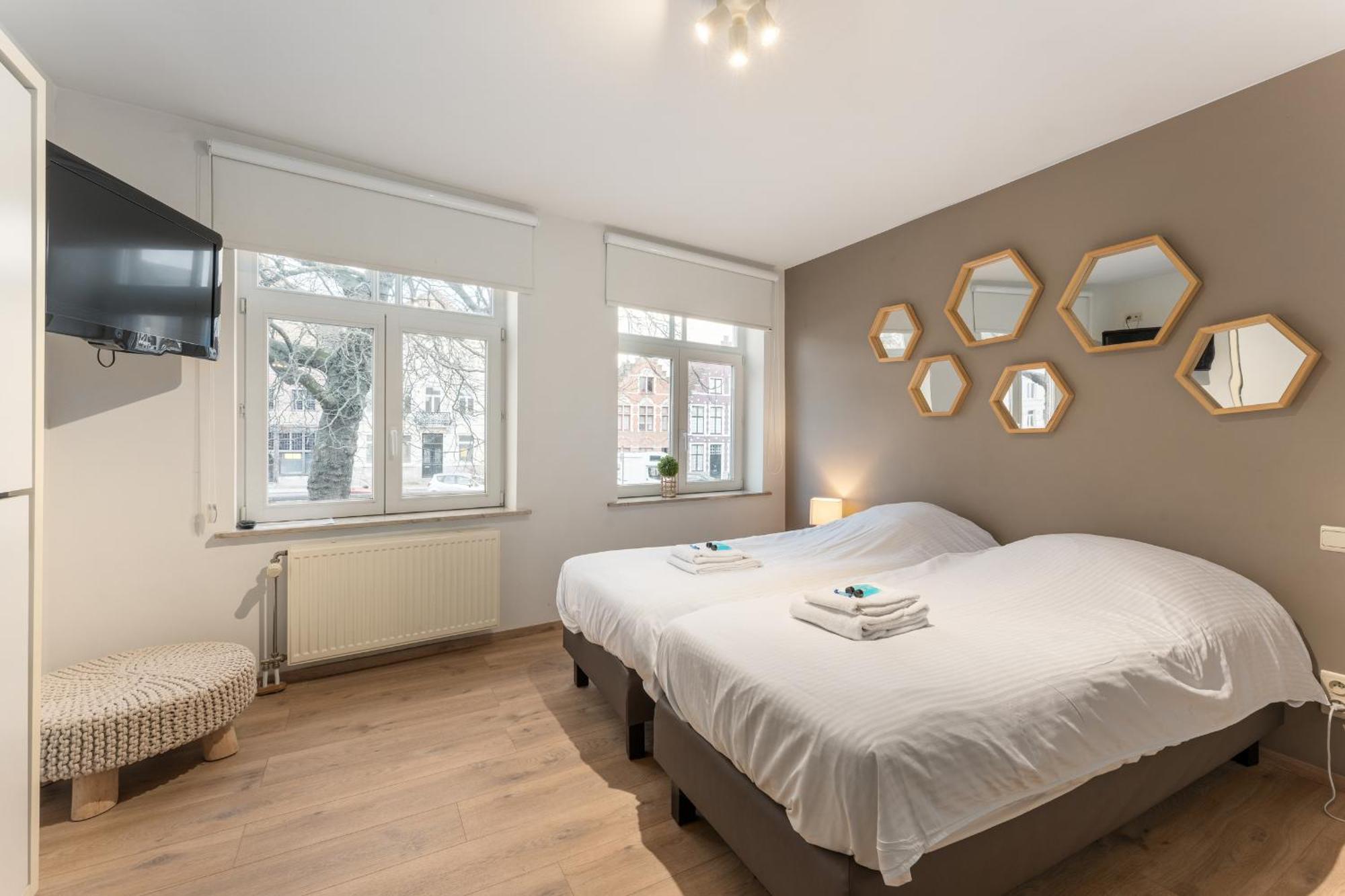Brugse Charme Huis Met Tuin Aan Het Water 8P Brugge Eksteriør billede