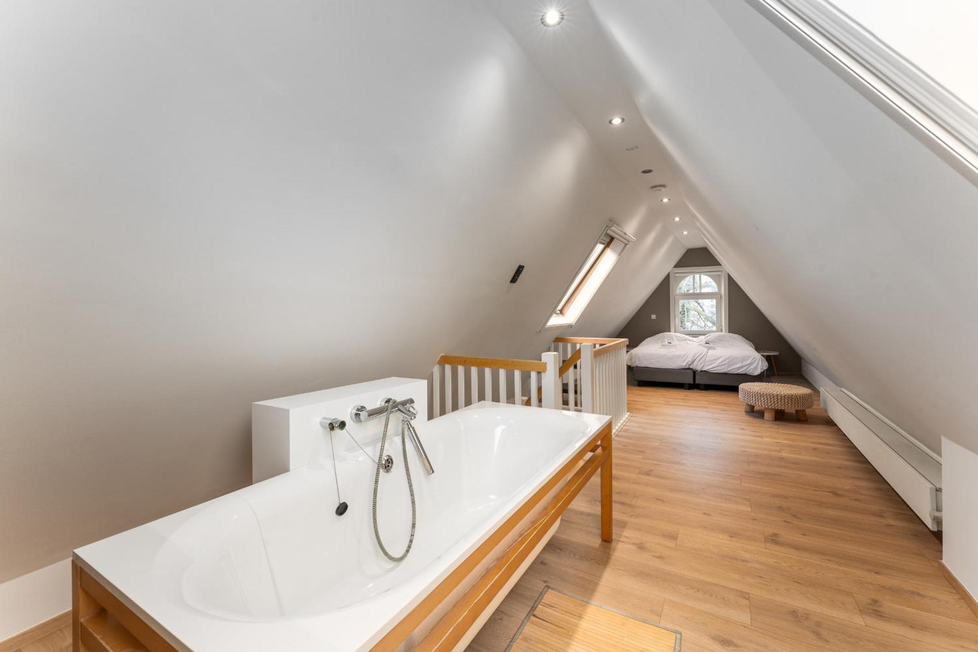 Brugse Charme Huis Met Tuin Aan Het Water 8P Brugge Eksteriør billede